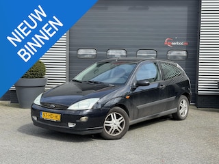 Ford Focus 1.6-16V Collection | Airco | Elektrische Ramen | Lichtmetalen Velgen | Radio |