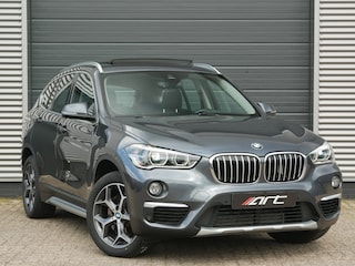 BMW X1 XDrive20i Trekhaak, Pano, ACC, HUD, Memory, Leer, Stoelverwarming