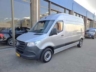 Mercedes-Benz Sprinter 215 CDI L2/H2 Automaat MBux systeem Airco Achteruitrijcamera