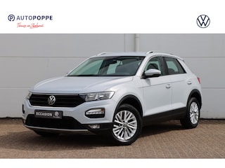 Volkswagen T-Roc 1.0 TSI Style 110pk | Adaptive | Camera | Carplay