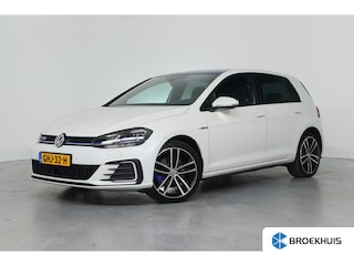 Volkswagen Golf 1.4 TSI PHEV GTE | Achteruitrijcamera | Airco (automatisch) | Bluetooth telefoonvoorbereiding