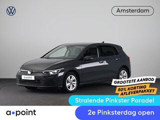 Volkswagen Golf 1.0 eTSI Life Business 110PK | Stuurwielverwarming | IQ light | Parkeersensoren |