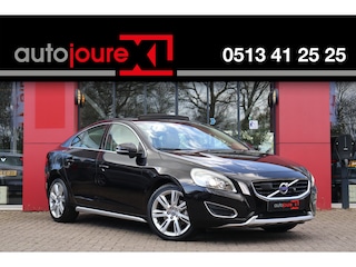 Volvo S60 2.0T Summum Automaat | Styling Kit | Schuifdak | BLIS | Camera | Origineel NL |