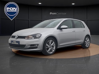 Volkswagen Golf 1.2 TSI | Navigatie | 17" | Parkeersensoren | Cruise Control |