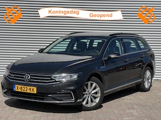 Volkswagen Passat Variant 1.4 TSI PHEV GTE Business | Nieuw Binnen! | Virtual Cockpit | Stoelverwarming | HUD