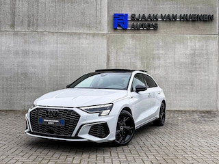 Audi A3 Sportback 40TFSI e 204pk S-Tronic Competition S Edition S-Line Pano|S-Kuipstoel|Ambiance|Matrix|Virtual|ACC|Camera|B&O|S3!