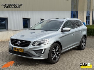 Volvo XC60 2.0 T6 Nordic+ I Trekhaak I Pano I 20" I Leer I R-Design I Camera I NL-auto I