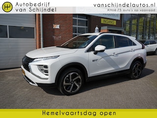 Mitsubishi Eclipse Cross 2.4 PHEV Intense+ CAMERA - NAVI - CARPLAY / ANDROID - LEDER/ALCANTARA - STOELVERWARMING - TREKHAAK - PDC V+A - 18INCH LMV - DAB - CRUISE  - CLIMA - PRIVACYGLAS - CHROOM - KEYLESS - ELEKTR STOEL