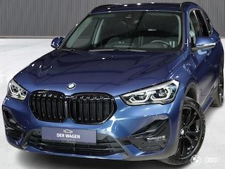 BMW X1 xDr25e SPORTLINE / HARMANKARDON / HEADUP / CARPLAY / AMBIENTE / 18"
