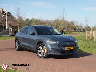 Ford Mustang Mach-E Extended RWD 98 kWh | SOH 94% | Panoramadak | 360 Camera | Bang & Olufsen | Apple Carplay | Cruise Control |