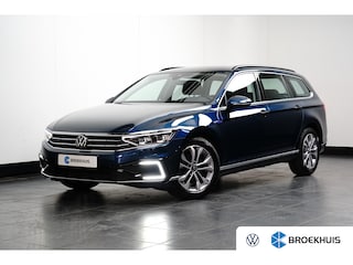 Volkswagen Passat Variant 1.4 TSI PHEV GTE Business | Achteruitrijcamera | Comfortstoel(en) | Matrix LED koplampen