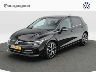 Volkswagen Golf 1.5 eHybrid 204 Pk Automaat Style Edition | Stoelverwarming | Camera | Trekhaak | Full LED | Navigatie | Carplay | 18 Inch | 27.493 Km !!