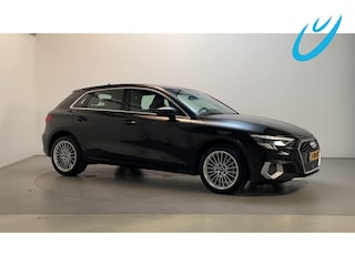 Audi A3 Sportback 30 TFSI Advanced Edition Stoelverwarming Navigatie Parkeersensoren Climate Control