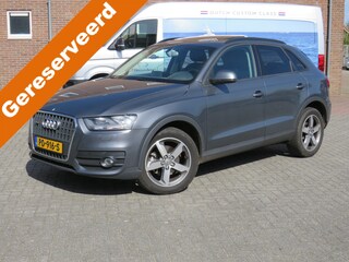 Audi Q3 2.0 TDI 140Pk quattro Pro Line S Tronic * Panorama dak * Automaat * Trekhaak * 4x4 * PDC V+A * Stoelverwarming * Keyless *