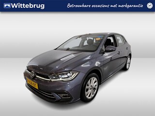 Volkswagen Polo 1.0 TSI Style / PARK. SENSOREN/ IQ. LIGHT/ APP CONNECT/ ADAPT. CRUISE/ NAVI/ CLIMA/ 16" LMV
