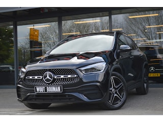 Mercedes-Benz GLA 250 e AMG Led Panorama Memory Sfeer Camera Night Keyless Pdc