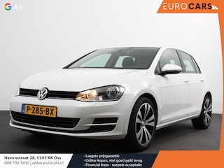 Volkswagen Golf 1.2 TSI Edition Lichtmetalen Velgen 18" Cruise Control Climate Control Camera Parkeer sensoren Bluetooth