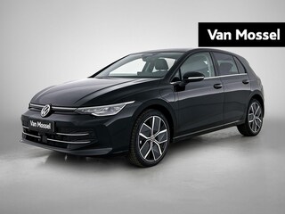 Volkswagen Golf 1.5 eHybrid Style Edition 204 PK Plug-in Hybrid | Trekhaak | Panoramadak | Apple Carplay draadloos | Keyless access | Dodehoeksensoren | Ruiten getint | Adaptive cruise control | LED koplampen | Camera | Parkeersensoren | Andorid Auto draadloos |
