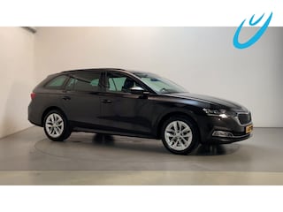 Skoda Octavia Combi 1.5 TSI 150pk First Edition LED Navigatie Stoelverwarming Parkeersensoren DAB+