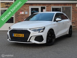 Audi A3 Sportback 35 TFSI S edition|Afneembare trekhaak|Adaptive cruise|Parkeersensoren V/A.