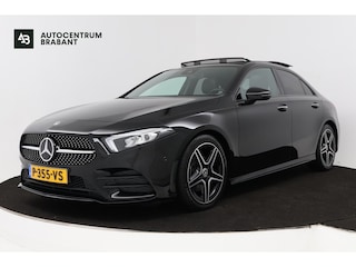 Mercedes-Benz A-klasse 180 AMG Line (PANORAMADAK, SFEERVERLICHTING, CAMERA, STOELVERWARMING, 1e EIGENAAR, GOED ONDERHOUDEN)