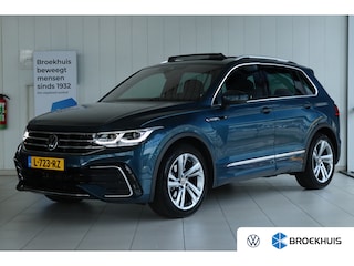 Volkswagen Tiguan 1.5 TSI R-Line | Adapt. Cruise | Schuifdak | IQ-Light | Trekhaak | Navi | Carplay | Elekt. Klep | Camera | Matrix | Climate