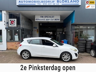 Mazda 3 2.0/ DiSi TS Plus/ Sport/ met Airco, Cruise Control, Stoelverwarming en een ruime APK!!!