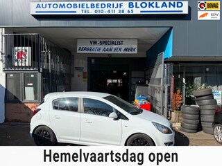 Opel Corsa 1.6i GSi/ / met Onderhoudshistorie, Sportonderstel, GSI interieur, spoiler, Sideskirts,sportuitlaat en een nieuwe APK!!