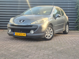 Peugeot 207 1.4 VTi Look Meeneemprijs! Nette en goed onderhouden auto.