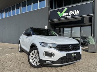 Volkswagen T-Roc 1.5 TSI Sport Panodak Navi Camera El.Klep Trekhaak
