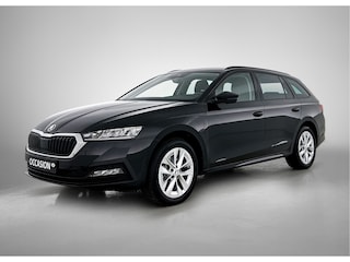 Skoda Octavia Combi 1.4 TSI iV204pk PHEV Business Edition DSG / Navigatie / Keyless / Parkeersensoren