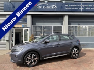 Volkswagen Taigo 1.5 TSI R-Line Business DSG Automaat  Bj 2022 Km 38177, trekhaak, achteruitrijcamera, carplay, stoelverwarming, led, pdc, cruisecontrol, klimaat airconditioning, digitale klokken