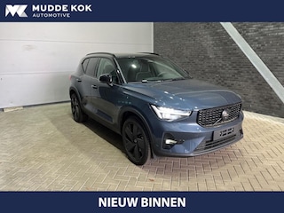 Volvo XC40 B4 Ultra Black Edition | Panoramadak | Trekhaak | 360° Camera | ACC | Stoel+Stuurverwarming