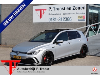 Volkswagen Golf 1.5 eTSI R-Line Panoramadak/Stuur+Stoelverwarming/Apple carplay/Achteruitrijcamera/Adaptieve cruise control/Lane assist/Parkeersensoren rondom/Sfeerverlichting/Climate control/DAB/Navigatie