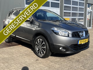 Nissan Qashqai 1.6 Connect Edition Airco Cruise controle Trekhaak 1200kg trekgewicht Panorama dak Achterruitrij camera Navigatiesysteem Telefoonverbinding