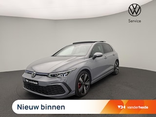 Volkswagen Golf 1.4 eHybrid GTE 245PK DSG Panoramadak, stuur/stoelverwarming, park distance control, navigatie, 18'' lichtmetaal