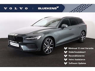 Volvo V60 T6 Recharge AWD Core IntelliSafe Assist & Surround - Parkeercamera achter - Parkeersensoren voor & achter - Draadloze tel. lader - Privacy Glass - Polestar 20" Velgen
