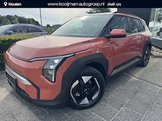 Kia EV3 Plus 81.4 kWh , Snel Leverbaar!, Inclusief 3000 Euro Inruilpremie, Complete Uitvoering!, Voorraadkorting!
