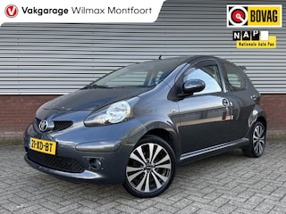 Toyota Aygo 1.0-12V Sport|Elek.ramen|5 Deurs|Lichtmetaal velgen|Centrale vergrendeling|