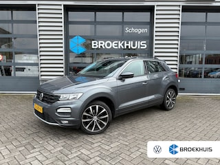 Volkswagen T-Roc 1.5 TSI 150 pk Style | Trekhaak | Apple Carplay | Climatronic | Navigatie | Led verlichting | Achteruitrij camera |