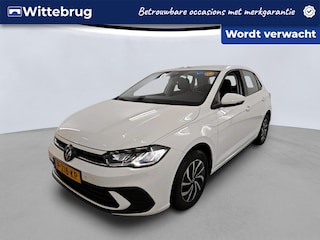 Volkswagen Polo 1.0 TSI Life LED / Navigatie / PDC