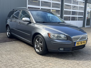 Volvo V50 1.8 Edition II Sport Airco Cruise controle Stuurwielbediening Leder bekleding Trekhaak 1300kg trekgewicht