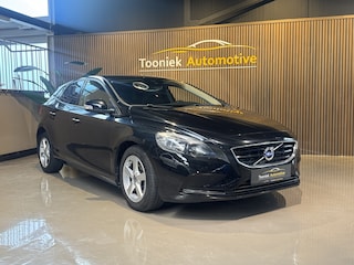 Volvo V40 2.0 D2 Nordic+ LMG | NAVI |