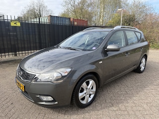 Kia Ceed cee'd Sporty Wagon 1.4 CVVT Seven Airco/Navigatie/Trekhaak