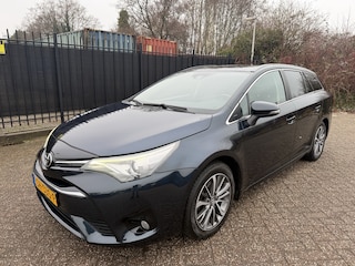 Toyota Avensis Touring Sports 1.8 VVT-i Dynamic Leer/Navi/Panorama/CAM/Stoelverw