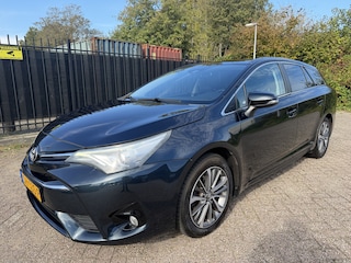 Toyota Avensis Touring Sports 1.8 VVT-i Dynamic Leer/Navi/Panorama/CAM/Stoelverw