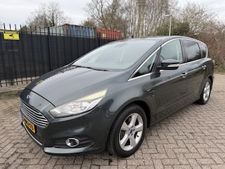 Ford S-MAX 1.5 Titanium 7 Pers Navi/Clima/Stoelverw/Cruise/PDC/LMV