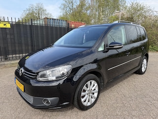 Volkswagen Touran 1.2 TSI Highline BlueMotion Alcantara/Cruise/Navi/Clima