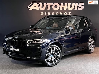 BMW X3 XDrive30e High Executive Edition M Pano/ M Performance stoelen/ Camera/ Stoelverwarming achterin/ Led/ Ambient/ 20"