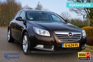 Opel Insignia Tourer 2.0 T 220pk Cosmo ECC/navi/cruise/PDC